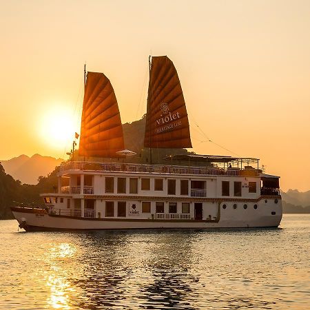 Heritage Line Violet Cruise - Halong Bay & Lan Ha Bay Hạ Long Exterior foto