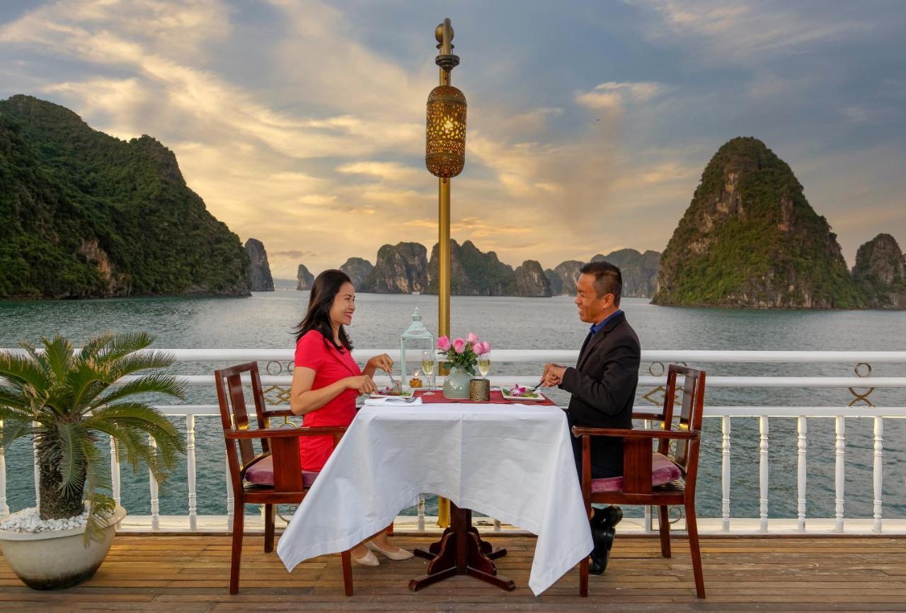 Heritage Line Violet Cruise - Halong Bay & Lan Ha Bay Hạ Long Exterior foto